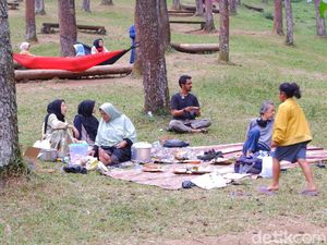 Wisata Batu Kuda Manglayang Mulai Ramai Didatangi Wisatawan Wisata Batu Kuda Manglayang Mulai Ramai Didatangi Wisatawan