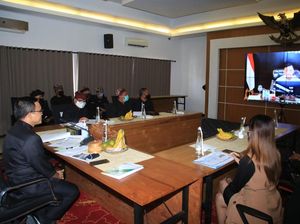 Menko Luhut Pimpin Rakor Virtual Pengembangan Banyuwangi