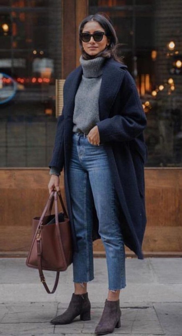 7 Warna Fashion Terbaik yang Cocok Dipadukan Outfit Navy Blue 7 Warna Fashion Terbaik yang Cocok Dipadukan Outfit Navy Blue