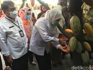 Khofifah Dorong Industri Cokelat Jadi Pengungkit Ekonomi di Jatim
