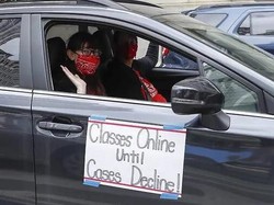 Guru AS Ramai-ramai Protes Rencana Pembukaan Sekolah Saat Pandemi