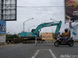 Diperbaiki, Jembatan Penghubung Tulungagung-Trenggalek Ditutup 2 Bulan Diperbaiki, Jembatan Penghubung Tulungagung-Trenggalek Ditutup 2 Bulan