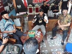 Curhat Kubu Balon Indepeden Rival Gibran: Dikaitkan Uka-uka hingga Boneka