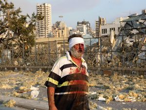 Ledakan Besar Beirut Lebanon Terjadi 2 Kali, Puluhan Orang Terluka Ledakan Besar Beirut Lebanon Terjadi 2 Kali, Puluhan Orang Terluka