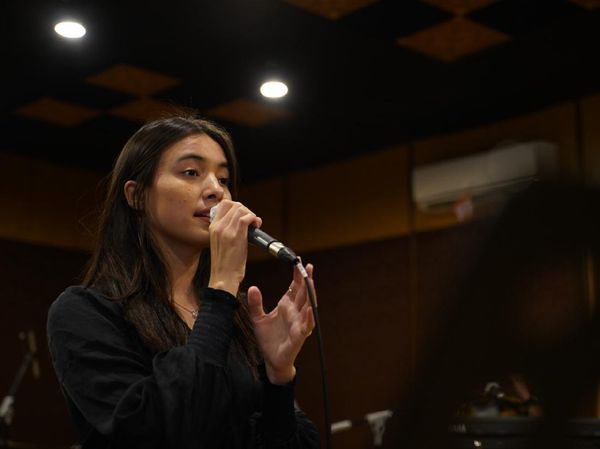 Mengintip Mawar de Jongh Latihan untuk Konser Virtual