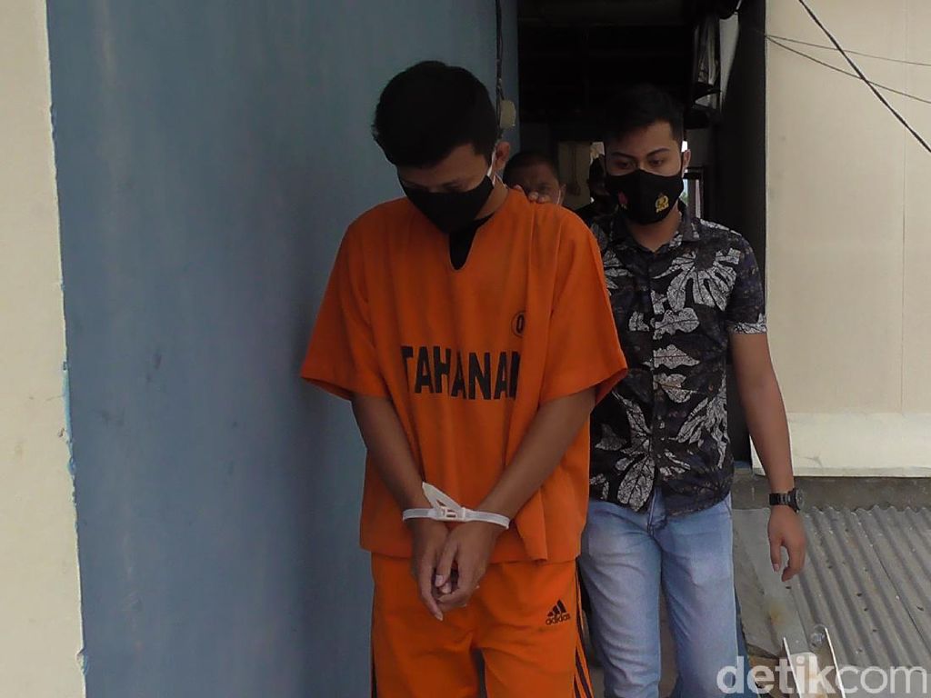 Bobol 7 ATM, Pria Ini Diciduk Polisi Bobol 7 ATM, Pria Ini Diciduk Polisi