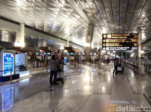 Catat, Ini Syarat Naik Pesawat di Periode Pengetatan Perjalanan