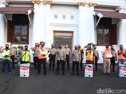 Ribuan APD Didistribusikan ke 150 Kampung Tangguh di Surabaya