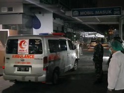 Dokter Positif Corona di Medan Wafat, Jenazah dalam Ambulans Saat Disalatkan