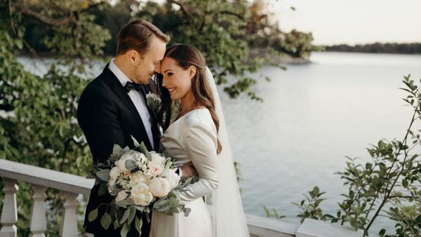 Potret PM Termuda dan Suaminya yang Nikah Usai 16 Tahun Hidup Bersama