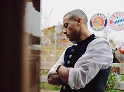 Thiago Alcantara di Antara Liverpool dan PSG