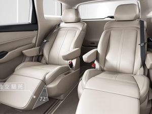 Melihat Lebih Dekat Kemewahan Wuling Victory si Pesaing Toyota Innova