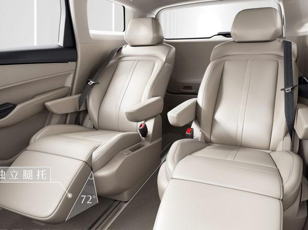 Melihat Lebih Dekat Kemewahan Wuling Victory si Pesaing Toyota Innova Melihat Lebih Dekat Kemewahan Wuling Victory si Pesaing Toyota Innova