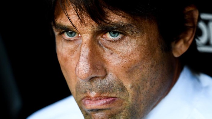 GENOA, ITALY - JULY 25: Antonio Conte coach of Inter before the Serie A match between Genoa CFC and  FC Internazionale at Stadio Luigi Ferraris on July 25, 2020 in Genoa, Italy. (Photo by Paolo Rattini/Getty Images)