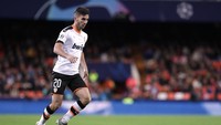 Ferran Torres menempati nomor 9. Pemain sayap Valencia ini ditebus Manchester City seharga 37 juta paun atau setara Rp 707 miliar (Getty Images)