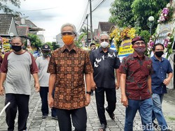 Ganjar Kenang Prof Cornelis Lay, Guru yang Mendorongnya Berpolitik