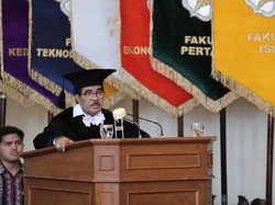 Mengenang Cornelis Lay, Sosok Pembuat Pidato Jokowi dan Megawati