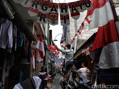 Kampung Pademangan Timur Bersolek Sambut HUT RI