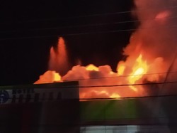 Belasan Rumah di Kawasan Padat Penduduk Samarinda Terbakar