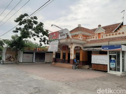 Soal Klaster Rumah Makan Rawon dengan 15 Kasus Positif COVID-19