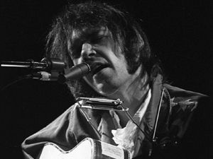 Video Giliran Neil Young Kritik Trump: Kami Butuh Presiden yang Sebenarnya! Video Giliran Neil Young Kritik Trump: Kami Butuh Presiden yang Sebenarnya!