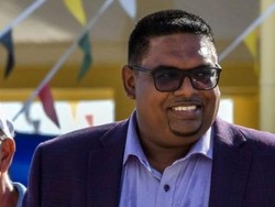 Tokoh Muslim Menjadi Kepala Negara Guyana