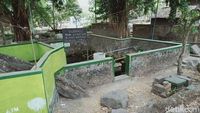 Mata Air Klaten yang Dipenuhi Reruntuhan Candi