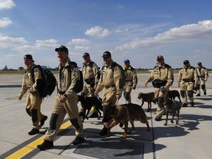 Bantuan untuk Lebanon Berdatangan Usai Ledakan Dahsyat Bantuan untuk Lebanon Berdatangan Usai Ledakan Dahsyat