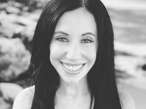 Cher Minta Maaf Usai Menyinggung Tragedi George Floyd