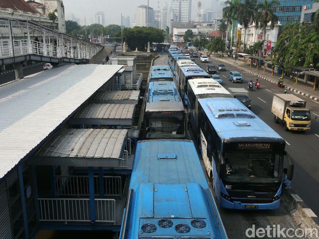 2029, 60% Pergerakan Orang di Jabodetabek Ditargetkan Pakai Angkutan Umum 2029, 60% Pergerakan Orang di Jabodetabek Ditargetkan Pakai Angkutan Umum