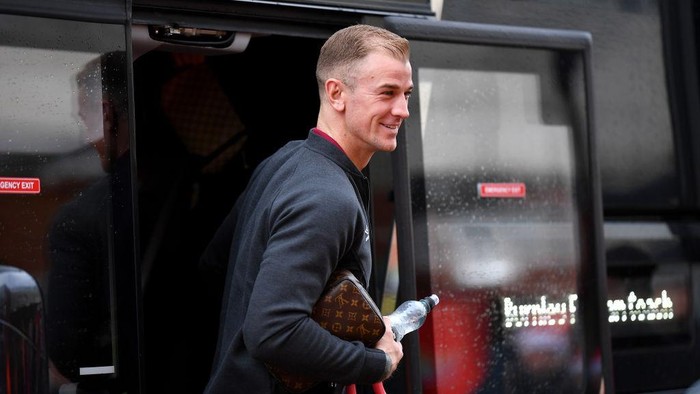 BOURNEMOUTH, ENGLAND - DECEMBER 21: Joe Hart of Burnley arrives prior to the Premier League match between AFC Bournemouth and Burnley FC at Vitality Stadium on December 21, 2019 in Bournemouth, United Kingdom. (Photo by Justin Setterfield/Getty Images)