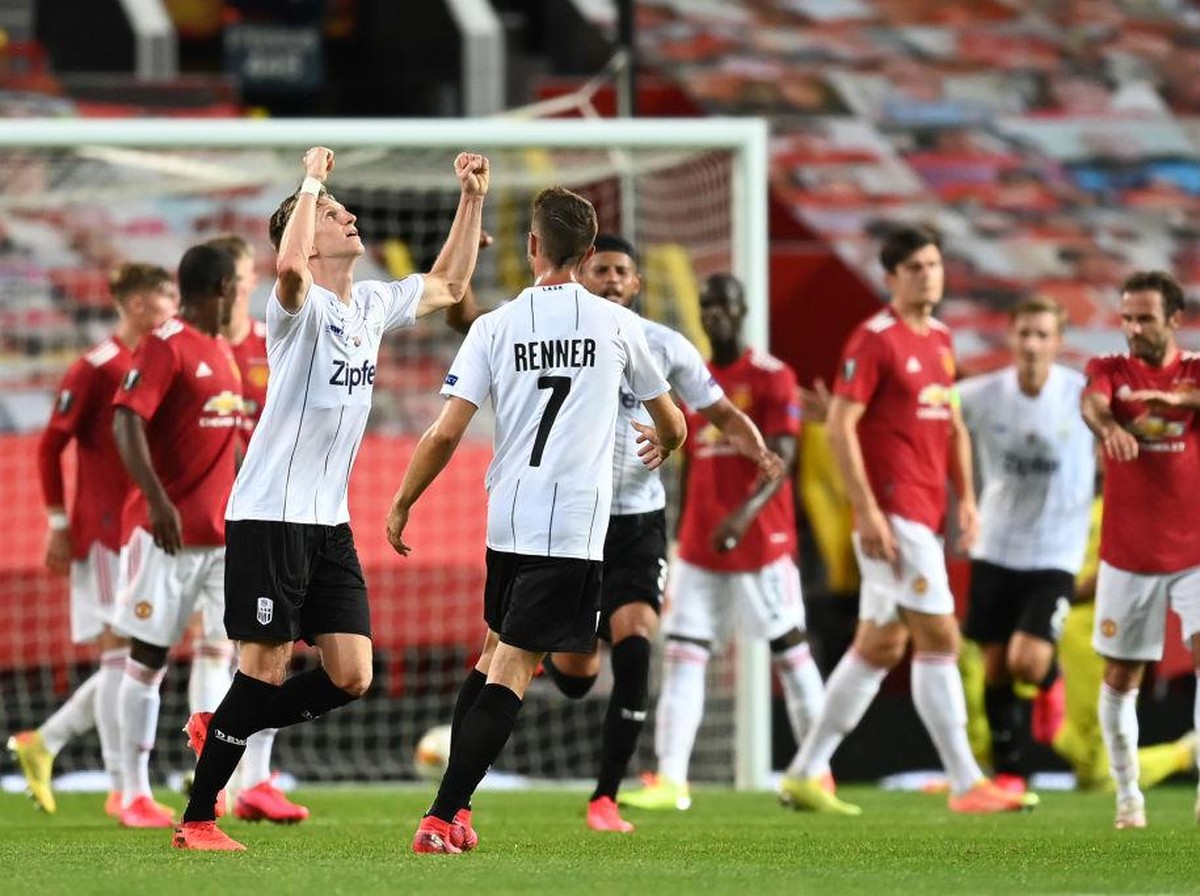 Manchester United akhirnya kebobolan di kandang di Liga Europa saat melawan LASK.(Foto: Getty Images/Michael Regan)