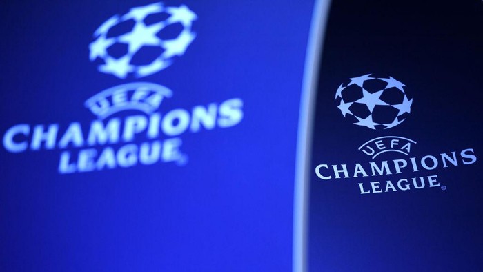 BARCELONA, SPAIN - OCTOBER 24: The Champions League logo is seen prior to the Group B match of the UEFA Champions League between FC Barcelona and FC Internazionale at Camp Nou on October 24, 2018 in Barcelona, Spain.  (Photo by David Ramos/Getty Images)