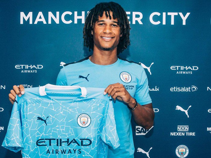 Manchester City Resmi Datangkan Nathan Ake