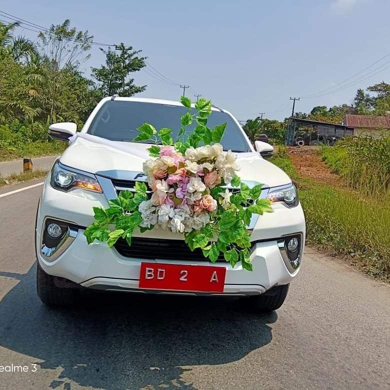 Mobil dinas Walkot Bengkulu untuk acara pernikahan warga (dok. Istimewa)