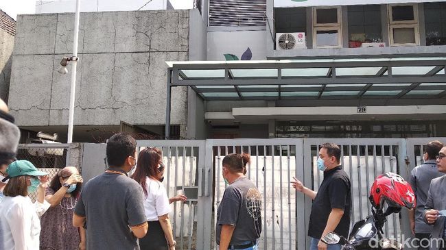 Dana Investasi Tak Dibalikin, Nasabah Kembali Geruduk Kantor Minna Padi Bandung Dana Investasi Tak Dibalikin, Nasabah Kembali Geruduk Kantor Minna Padi Bandung