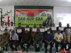 AFKN Bagikan Beasiswa Merah Putih untuk 21 Mahasiswa Fakfak