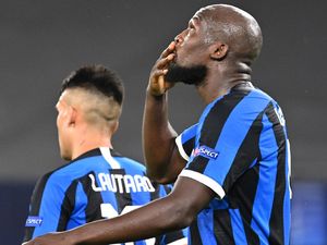 Mantap, Lukaku! Sudah 30 Gol Musim Ini Mantap, Lukaku! Sudah 30 Gol Musim Ini