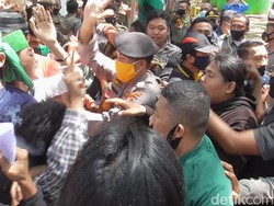 Tak Terima Disebut Bodoh, Mahasiswa Pengunjuk Rasa di Sulbar Ricuh