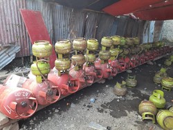 Bareskrim Ciduk 5 Pengoplos Gas Melon di Tangerang, 760 Tabung Disita