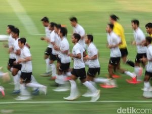 Dua Kali Ditunda, Timnas Akhirnya Merumput Lagi Dua Kali Ditunda, Timnas Akhirnya Merumput Lagi