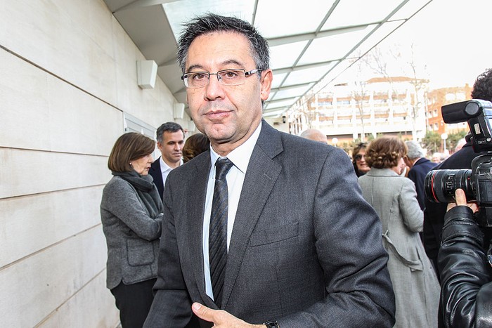 BARCELONA, SPAIN - FEBRUARY 27:  F.C. Barcelonas President Josep Maria Bartomeu attends Emilio Sanchez Benitos funeral at Tanatori de les Corts on February 27, 2016 in Barcelona, Spain.  (Photo by Miquel Benitez/Getty Images)