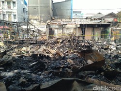 Ketua RT: 245 Kios Terbakar di Pasar Timbul Tomang Jakbar
