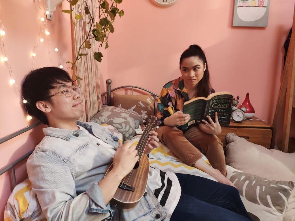 Panggung Rara J Diadaptasi Lebih Modern di Musikal di Rumah Aja Panggung Rara J Diadaptasi Lebih Modern di Musikal di Rumah Aja