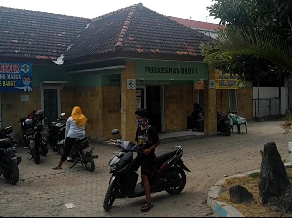 Dinkes Lamongan Kirim Sampel Makanan Penyebab Keracunan ke Surabaya Dinkes Lamongan Kirim Sampel Makanan Penyebab Keracunan ke Surabaya