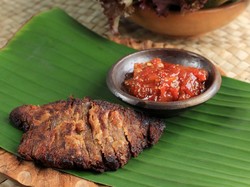 Resep Gepuk Daging Sapi yang Meresap Bumbunya