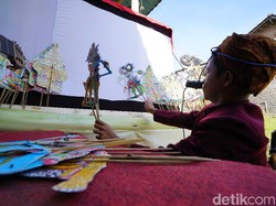 Salut! Dalang Cilik di Sukoharjo Kejar Mimpi Jadi Dalang Kondang