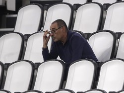 Varane dan #SarriOut Memanas di Linimasa