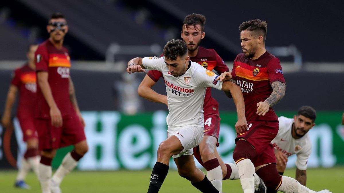 AS Roma kalah 0-2 dari Sevilla dan tersingkir di babak 16 besar Liga Europa. (Foto: Getty Images/Pool)