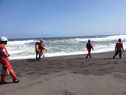 Pantai Goa Cemara Ditutup Sementara Selama Pencarian Korban Hanyut